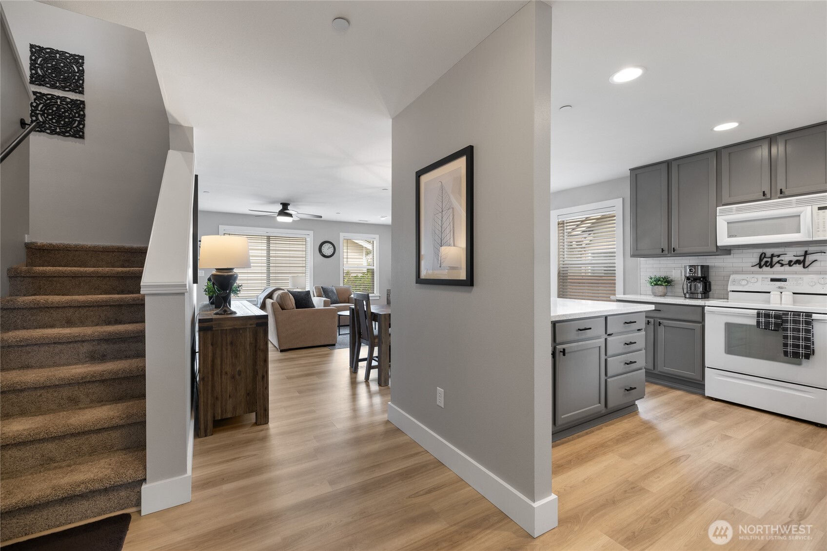 1935 Jensen Ave