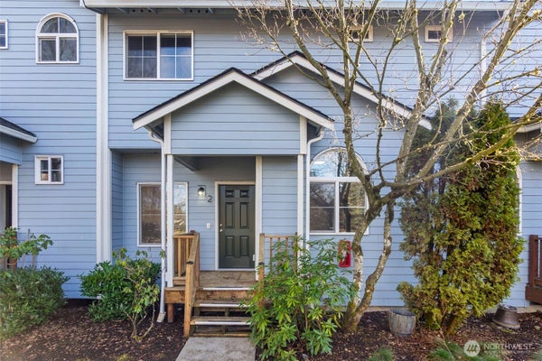 6301 STOCKTON LN SE UNIT 2, LACEY, WA 98513 - Image bad6434e8d41b7939932b0cd655fa735/2389159153