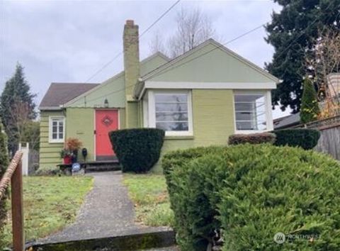 Photo of 3225 27th Avenue W, Seattle, WA 98199 (MLS # 2449429) Photo of 3225 27th Avenue W, Seattle, WA 98199 (MLS # 2449429)