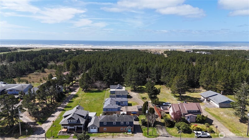 1911 Ocean Beach Boulevard S