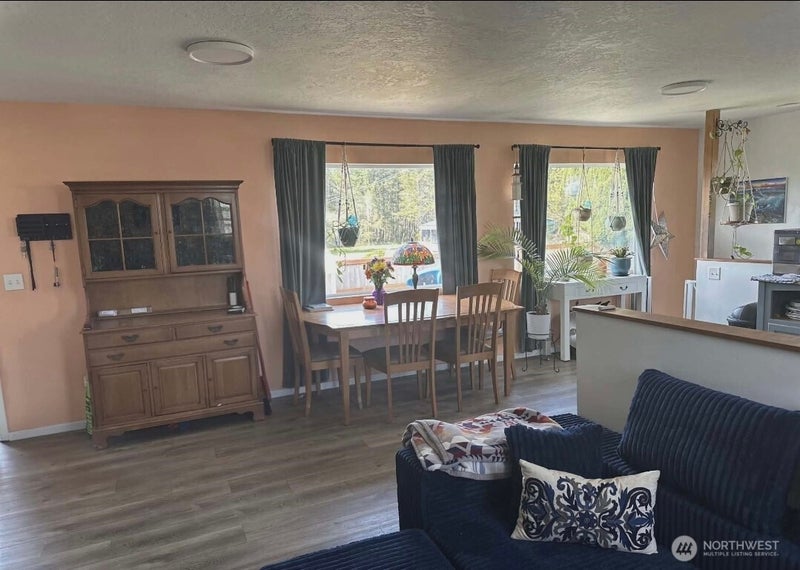 1911 Ocean Beach Boulevard S