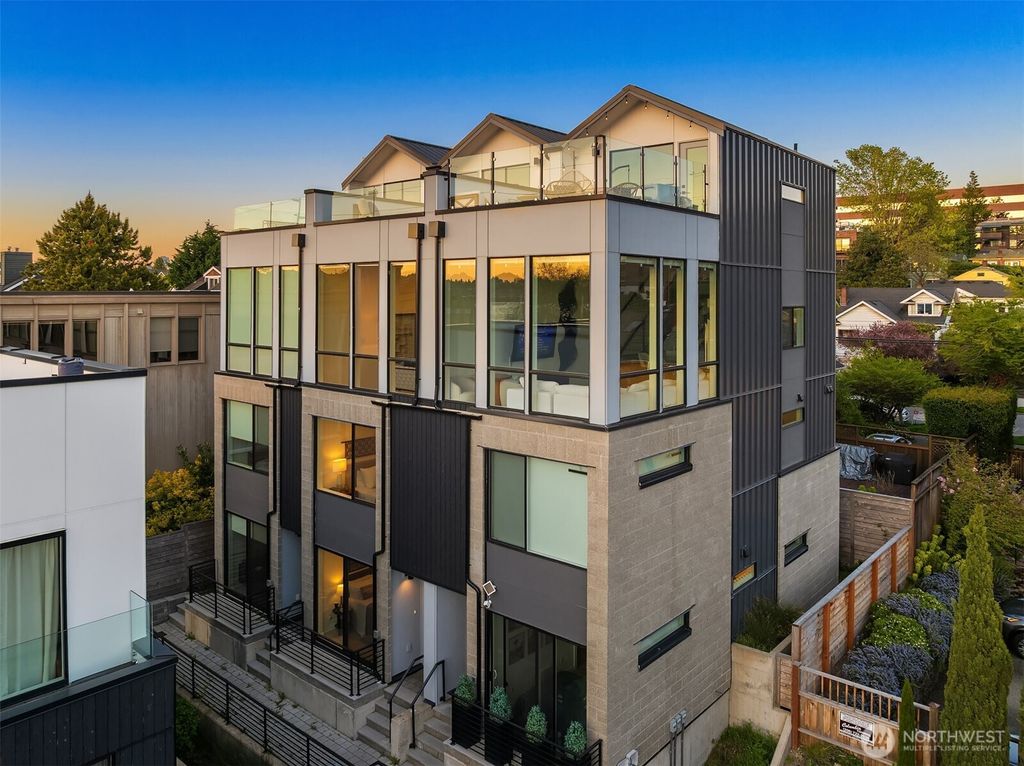 Photo of 2314 B Fairview Avenue E, Seattle, WA 98102 (MLS # 2428609)