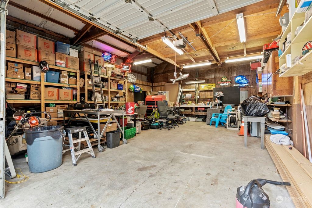 Photo of 18912 46th Avenue S, SeaTac, WA 98188 (MLS # 1996727)