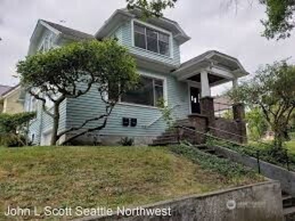 Photo of 539 26th Avenue S, Seattle, WA 98144 (MLS # 2334793)