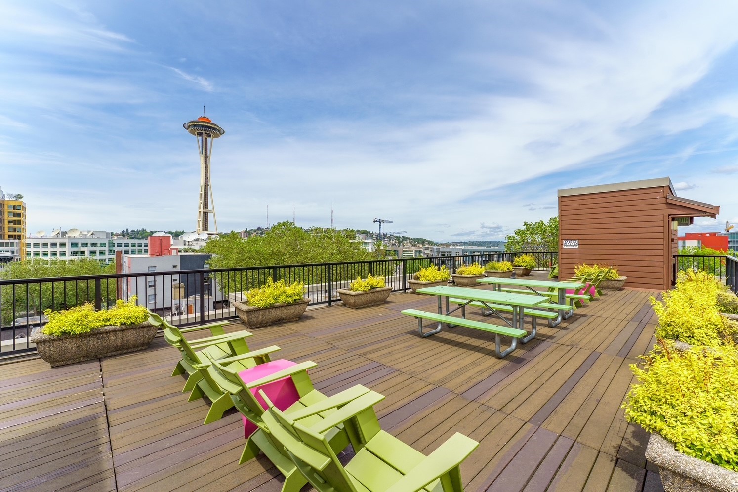 425 Vine Street 419