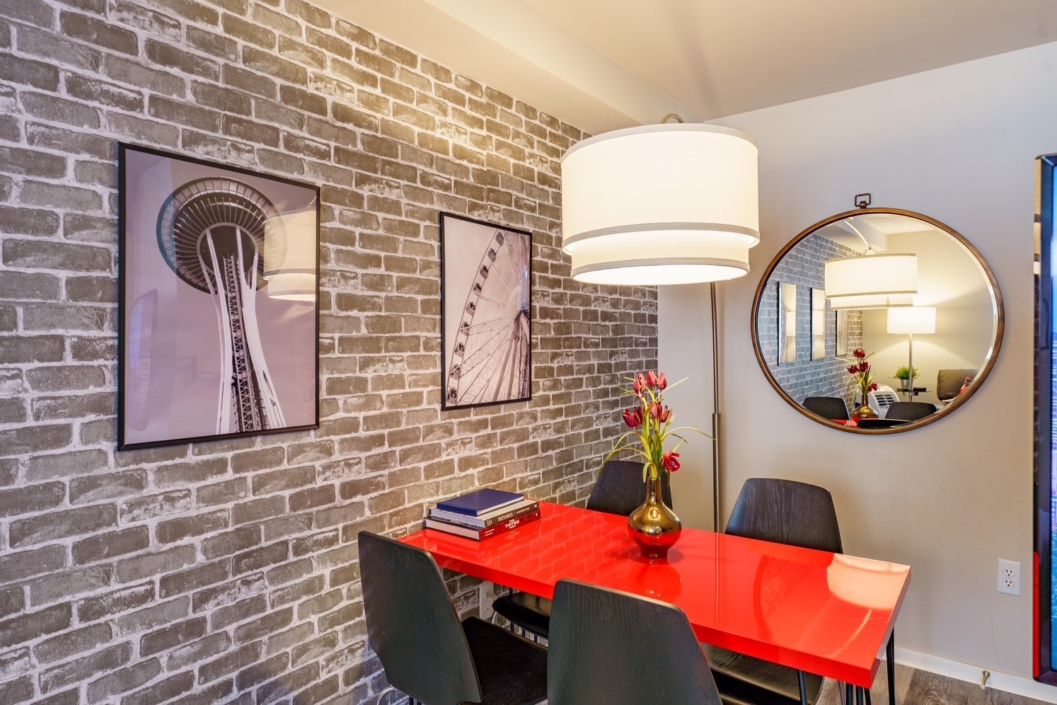 425 Vine Street 419