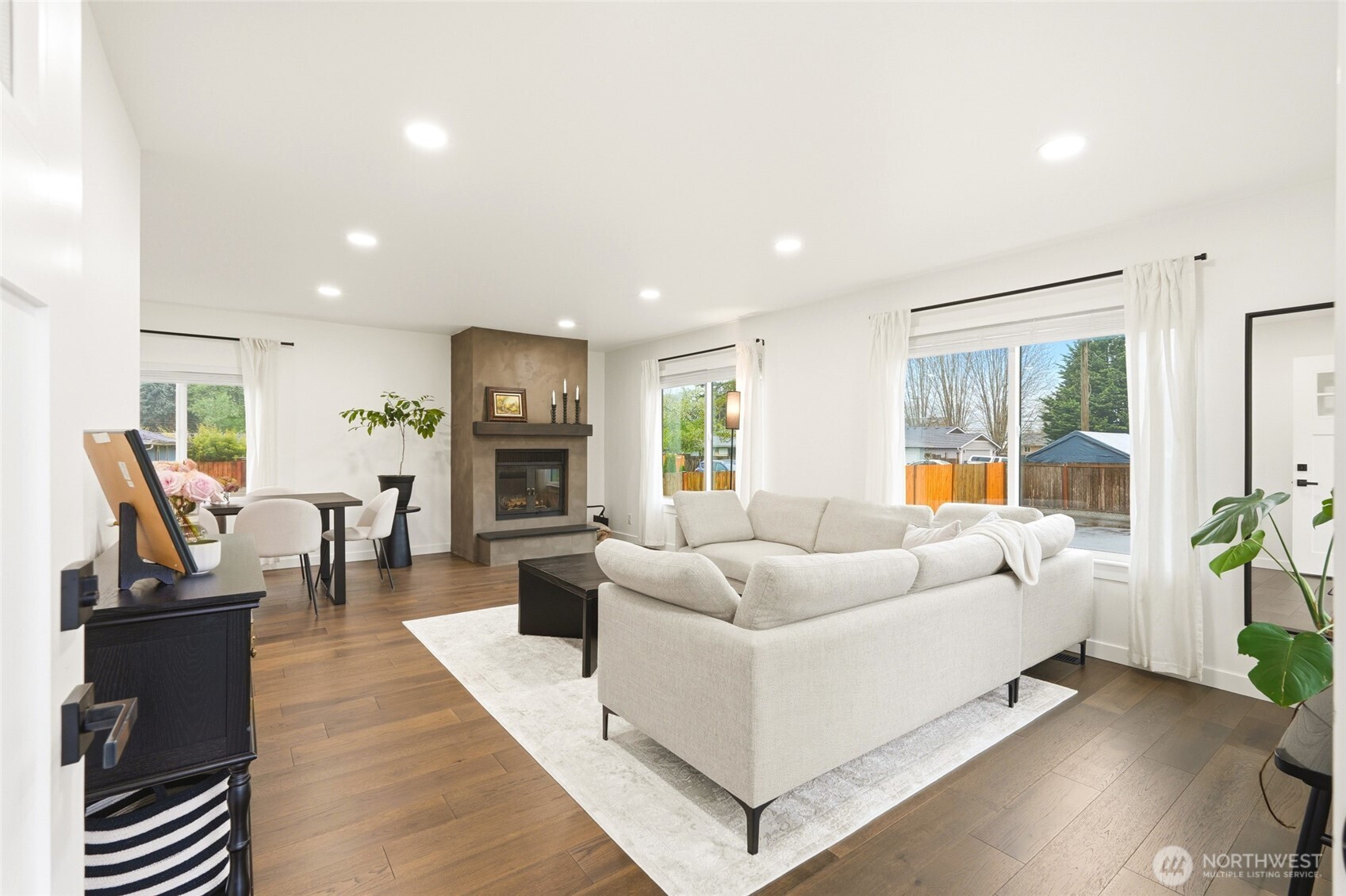 115 3rd Avenue SW
