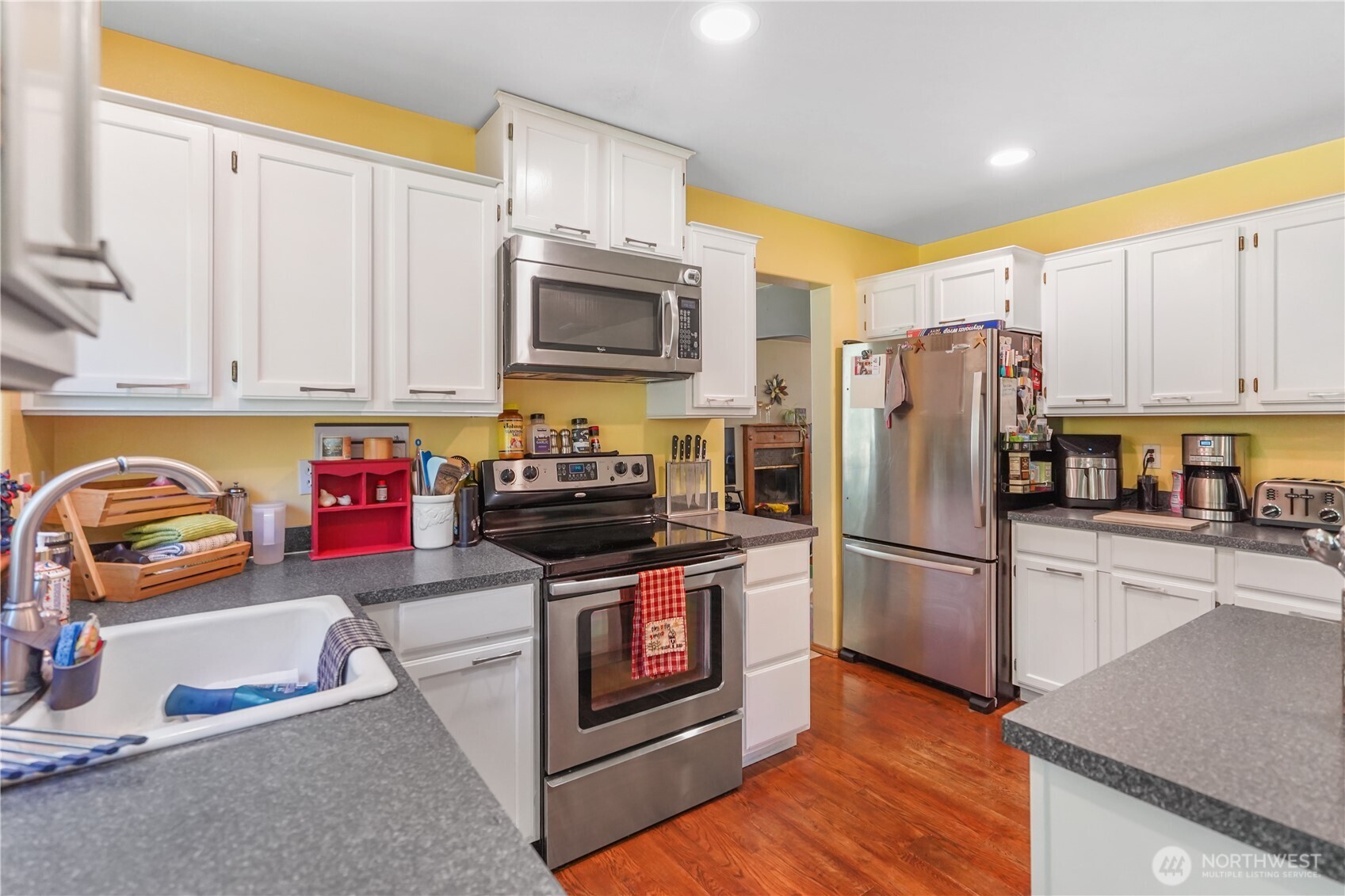 Leavenworth, Washington 98826, United States, 3 Bedrooms Bedrooms, ,3 BathroomsBathrooms,Residential,Active,189981