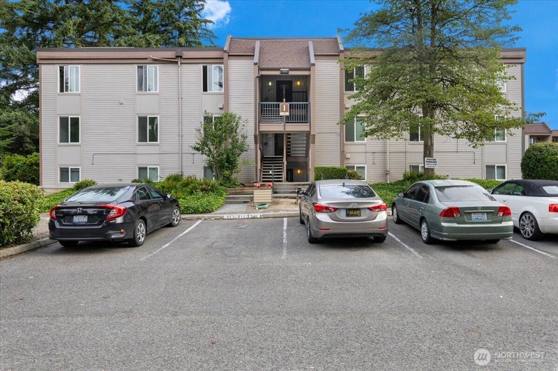 14600 NE 32nd Street I15