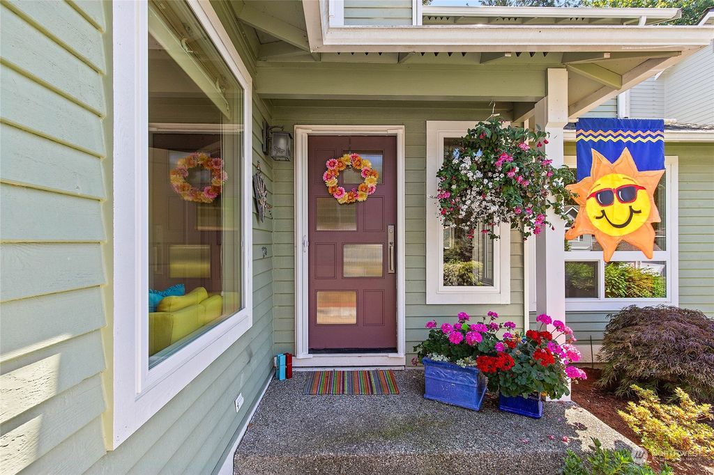 Photo of 5710 110th Place SW, Mukilteo, WA 98275 (MLS # 2150936)