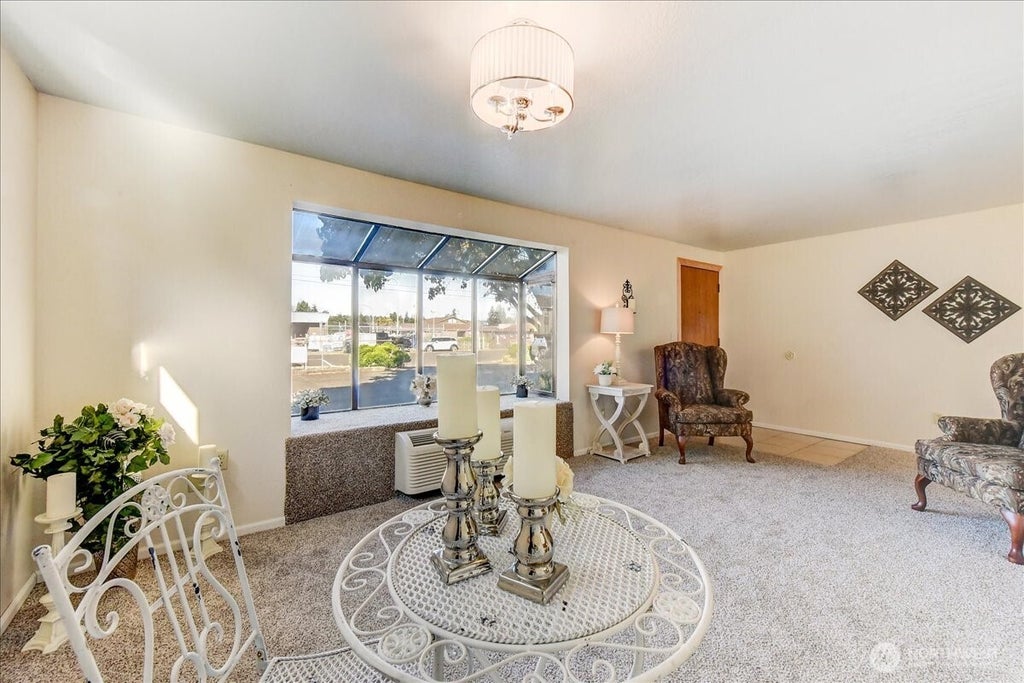 Photo of 1004 Columbia Avenue #7, Marysville, WA 98270 (MLS # 2577236)