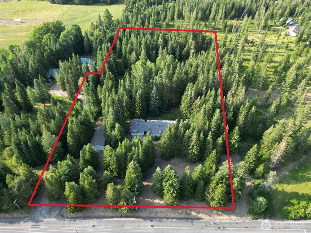 Photo of 7010 W Dahl Road, Deer Park, WA 99006 (MLS # 2507765)