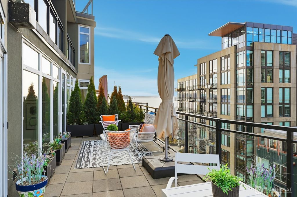 Photo of 2607 Western Avenue #709, Seattle, WA 98121 (MLS # 2454038)