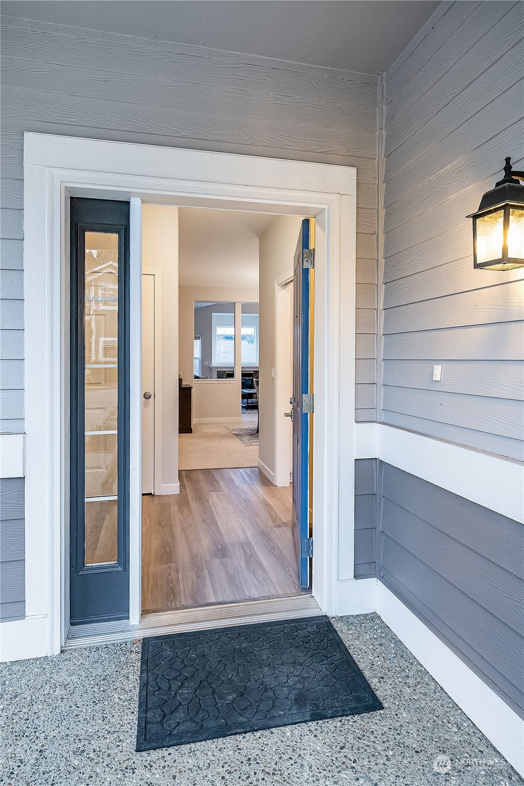 Photo of 22516 SE 45th Street, Issaquah, WA 98029 (MLS # 2199346)