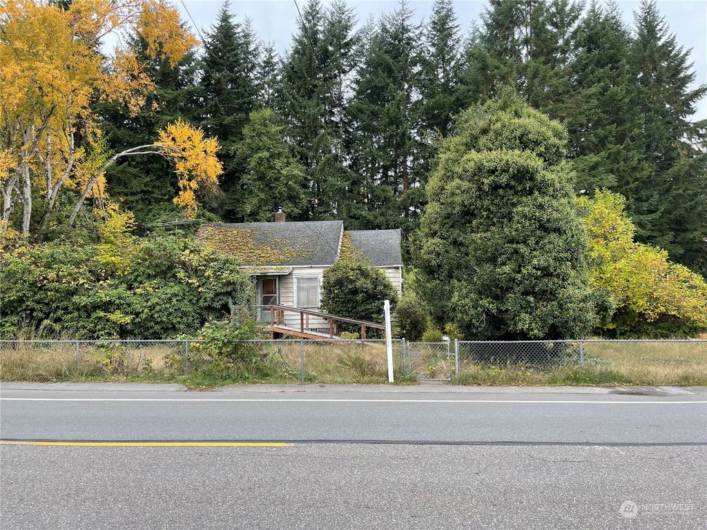 Photo of 7210 Lower Ridge Road, Everett, WA 98203 (MLS # 2171729)
