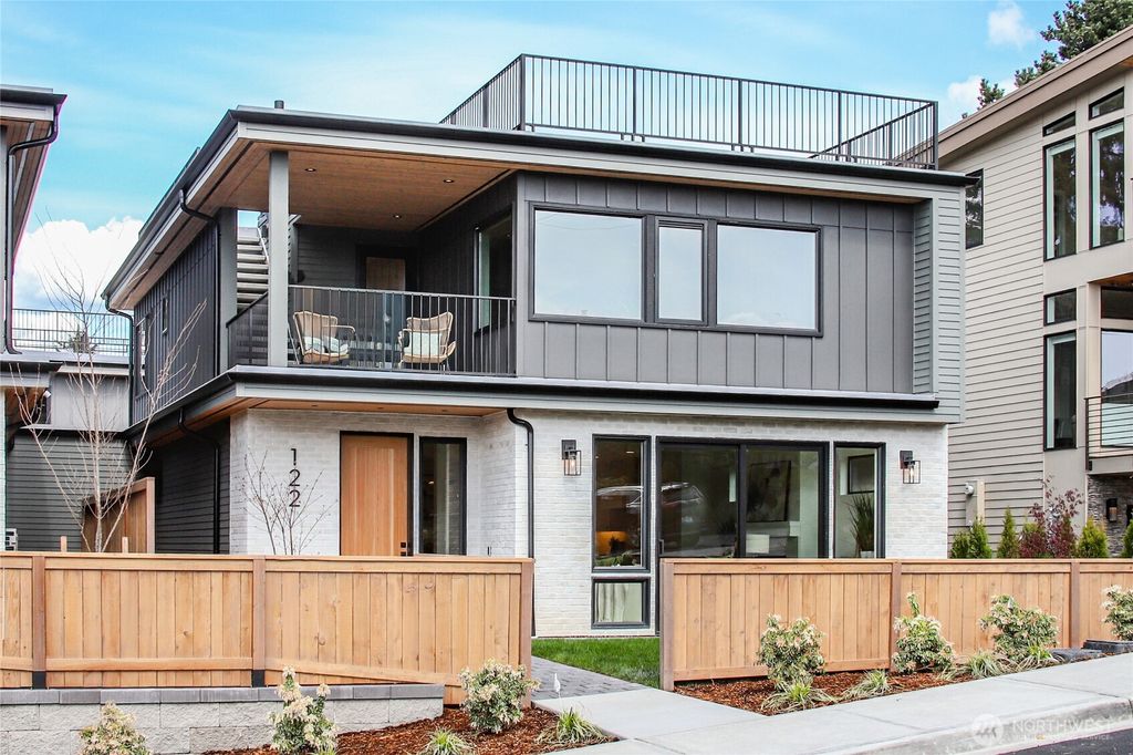 Photo of 122 15th Avenue, Kirkland, WA 98033 (MLS # 2358528)