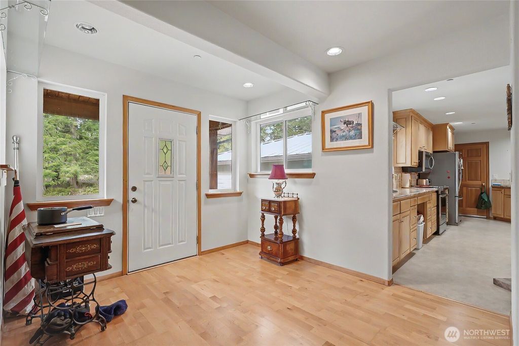 Photo of 48513 144th Avenue E, Eatonville, WA 98328 (MLS # 2505489)