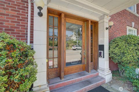 Photo of 4725 15th Avenue NE #16, Seattle, WA 98105 (MLS # 2551817)