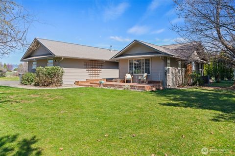 Photo of 1350 Number 6 Road, Ellensburg, WA 98926 (MLS # 2471309)