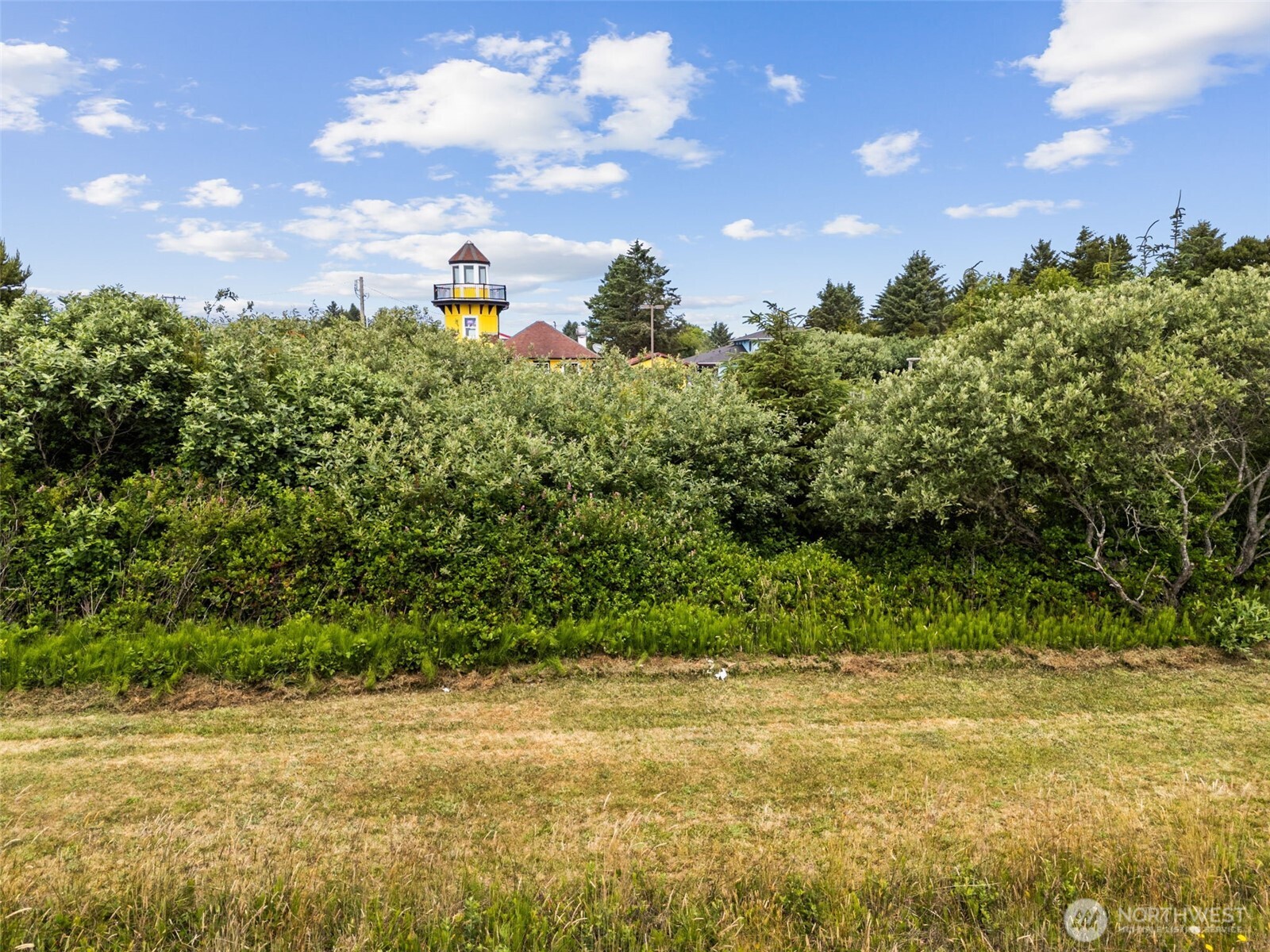 844 Point Brown Avenue NE