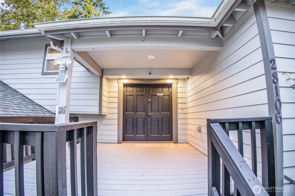 Photo of 28106 29th Avenue S, Federal Way, WA 98003 (MLS # 2434954)