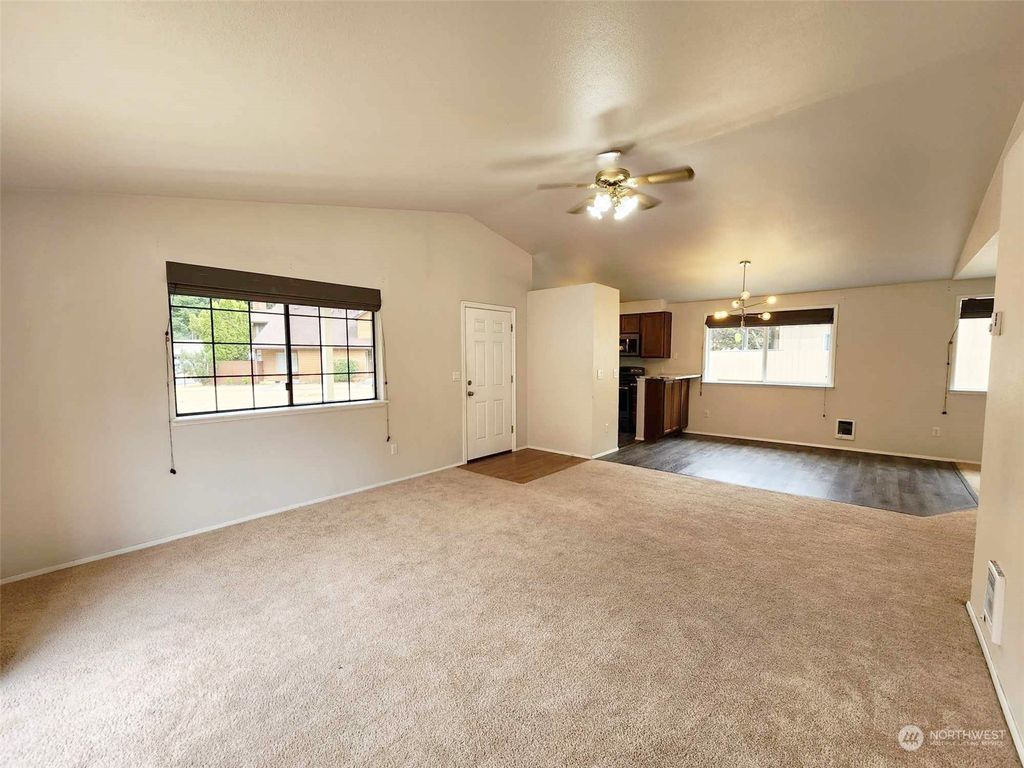 listing image 9365584132733949028