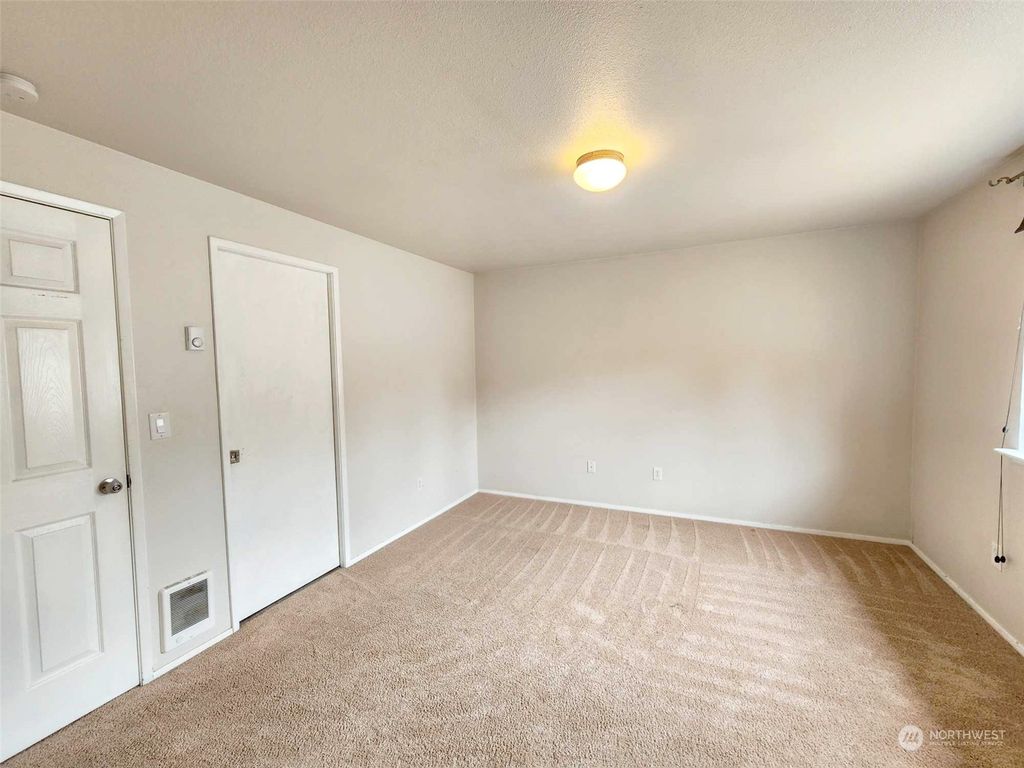 listing image 9363164378648273957