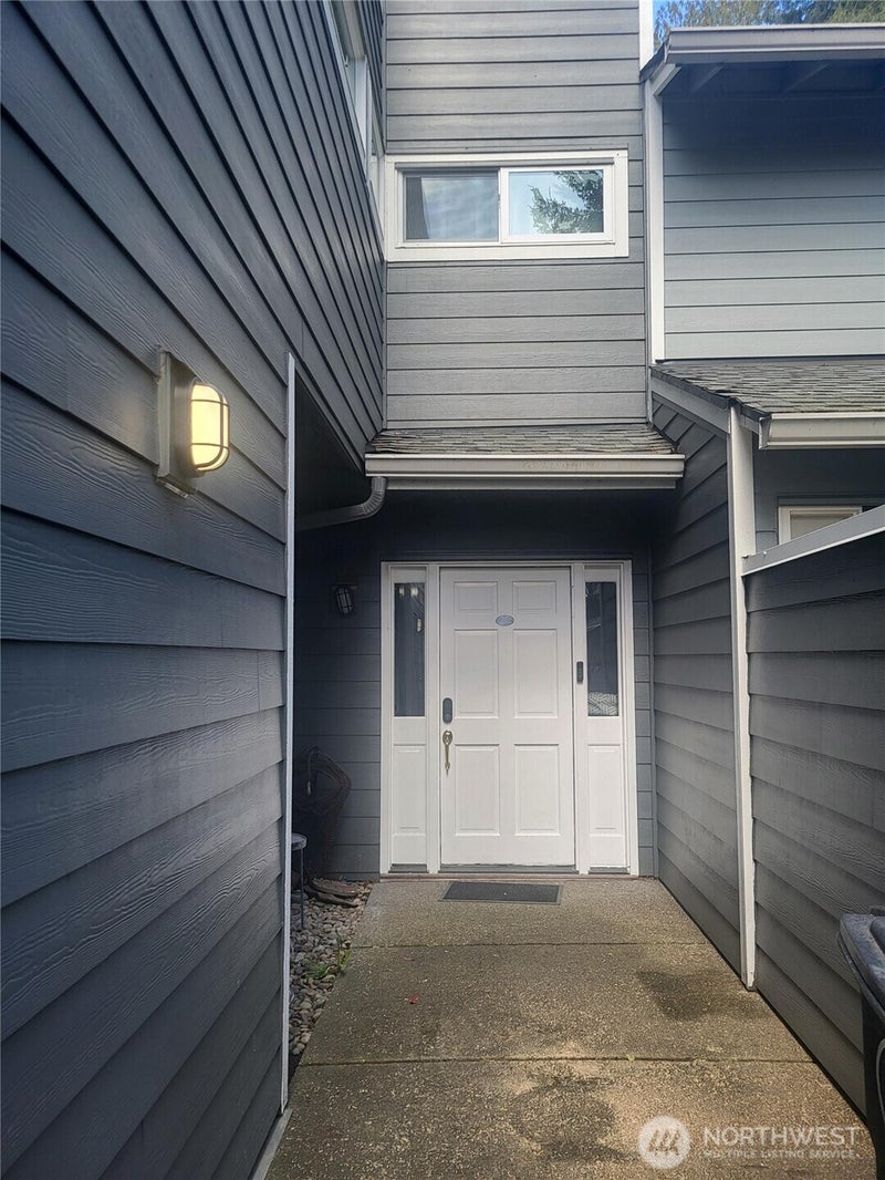 1500 SW Lake Park Drive 26