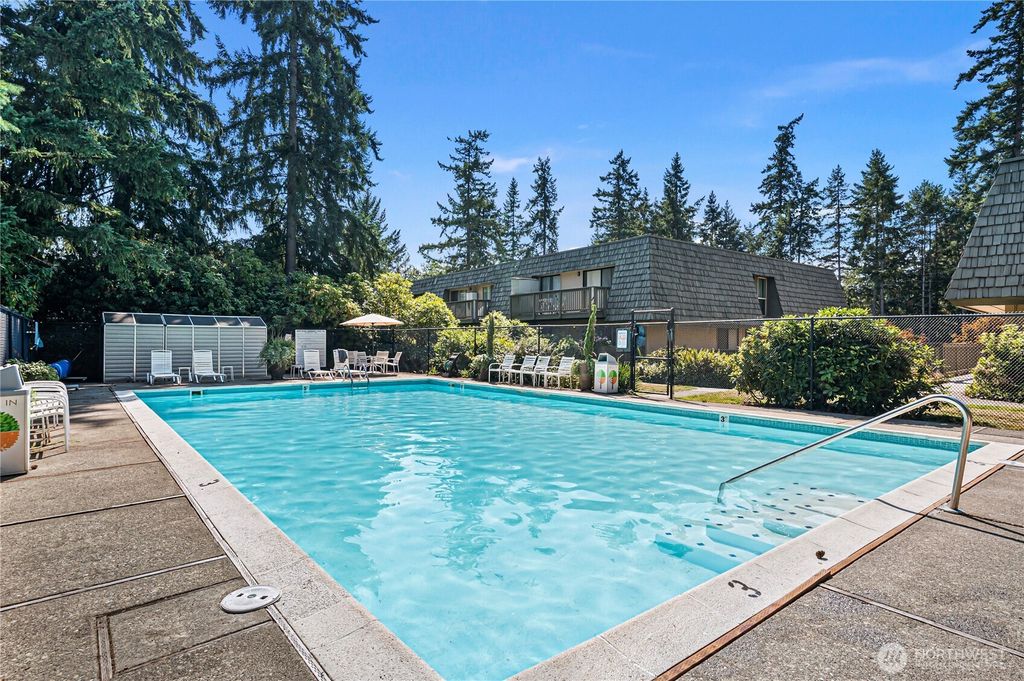 Photo of 1415 154th Avenue NE #4101, Bellevue, WA 98007 (MLS # 2424976)