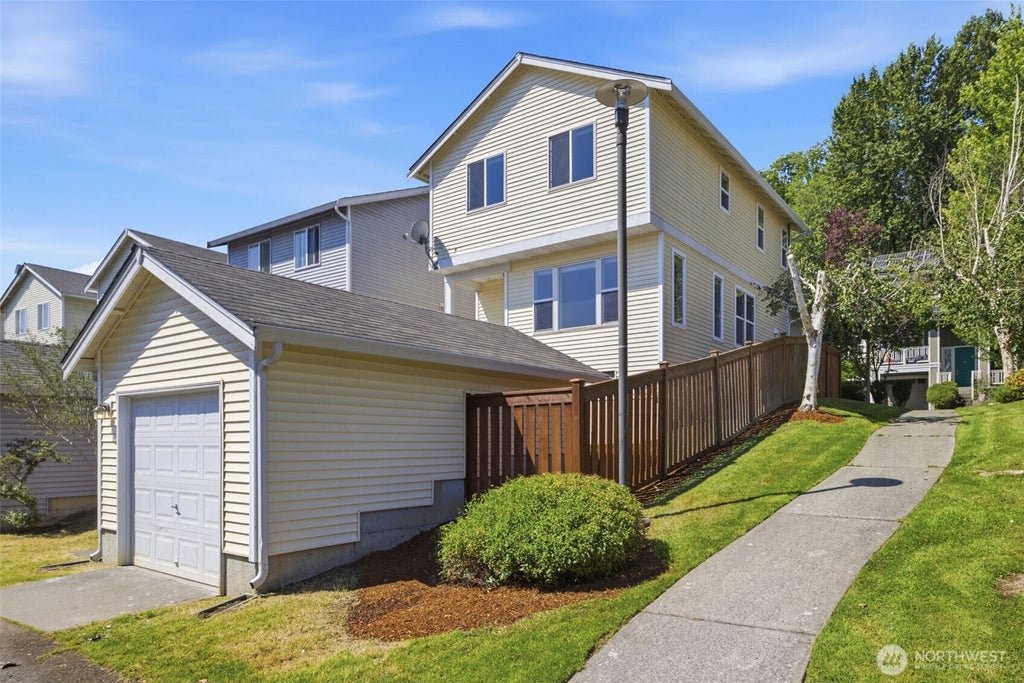 Photo of 7624 39th Avenue S, Seattle, WA 98118 (MLS # 2576058)