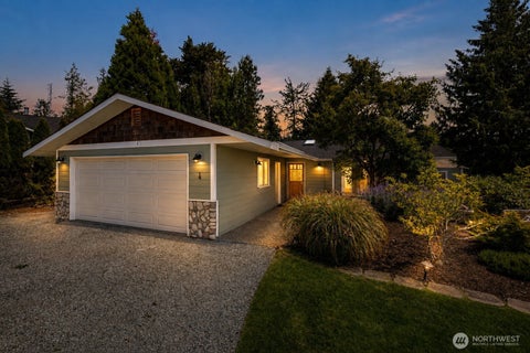 Photo of 4 Quinault Way, La Conner, WA 98257 (MLS # 2550483)