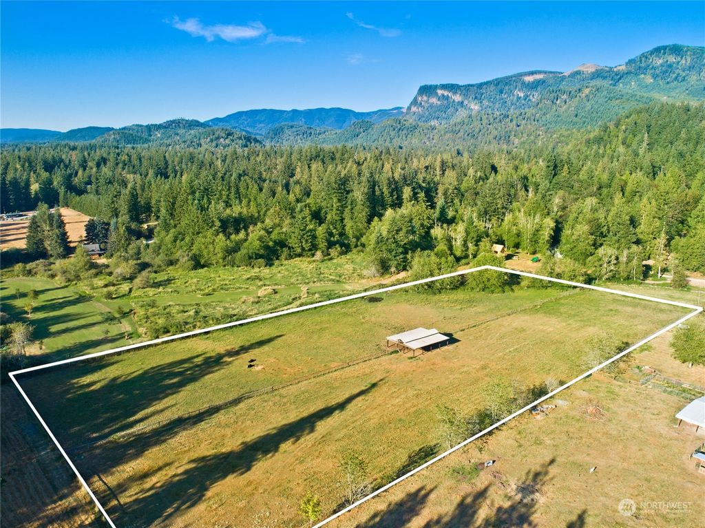 Photo of 30210 SE 402nd Street, Enumclaw, WA 98022 (MLS # 2012879)