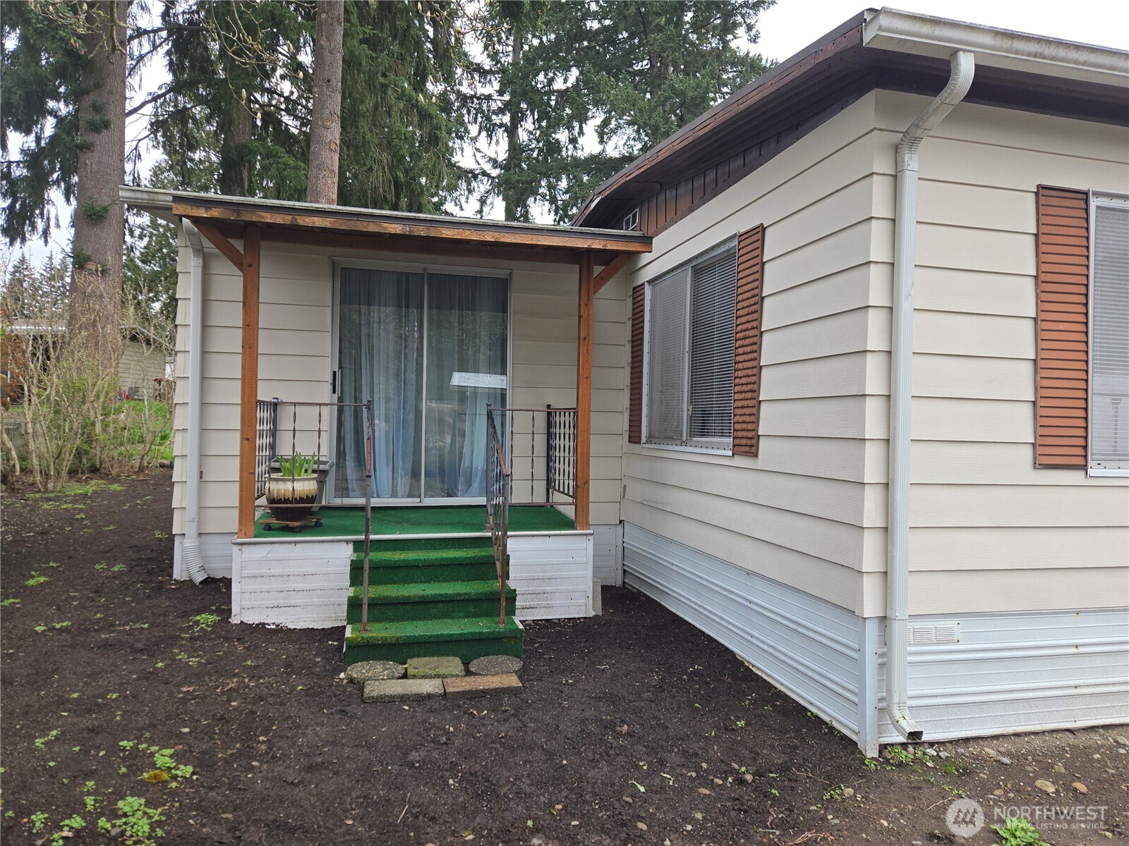 12606 113th Ave E 243