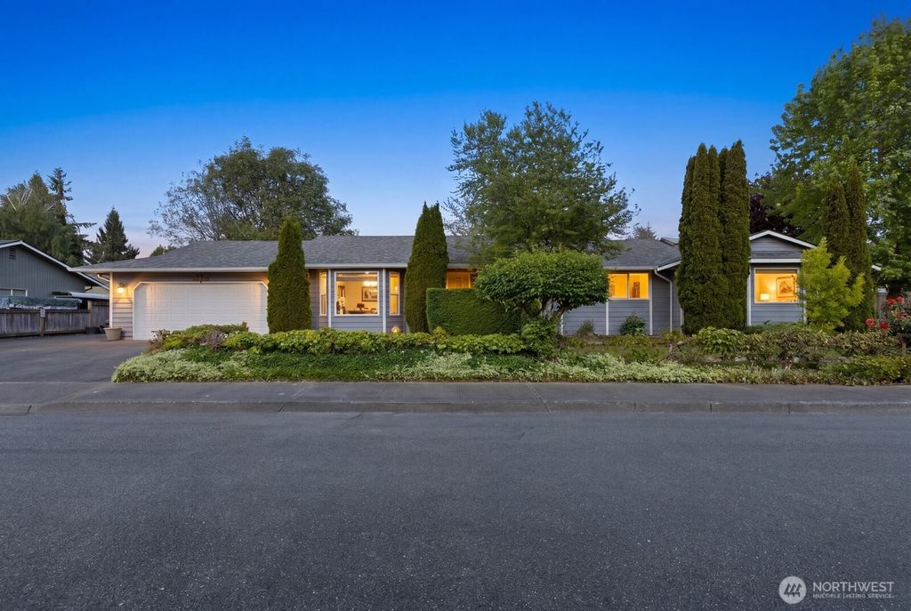 Photo of 7001 62nd Drive NE, Marysville, WA 98270 (MLS # 2523826)