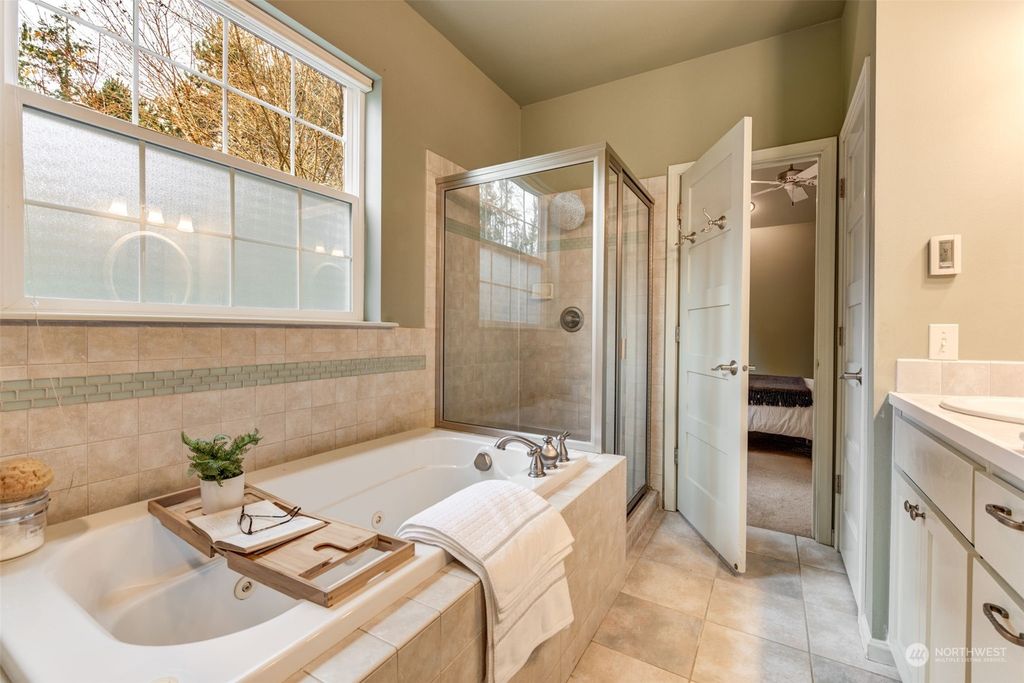 listing image 9367656155212513999