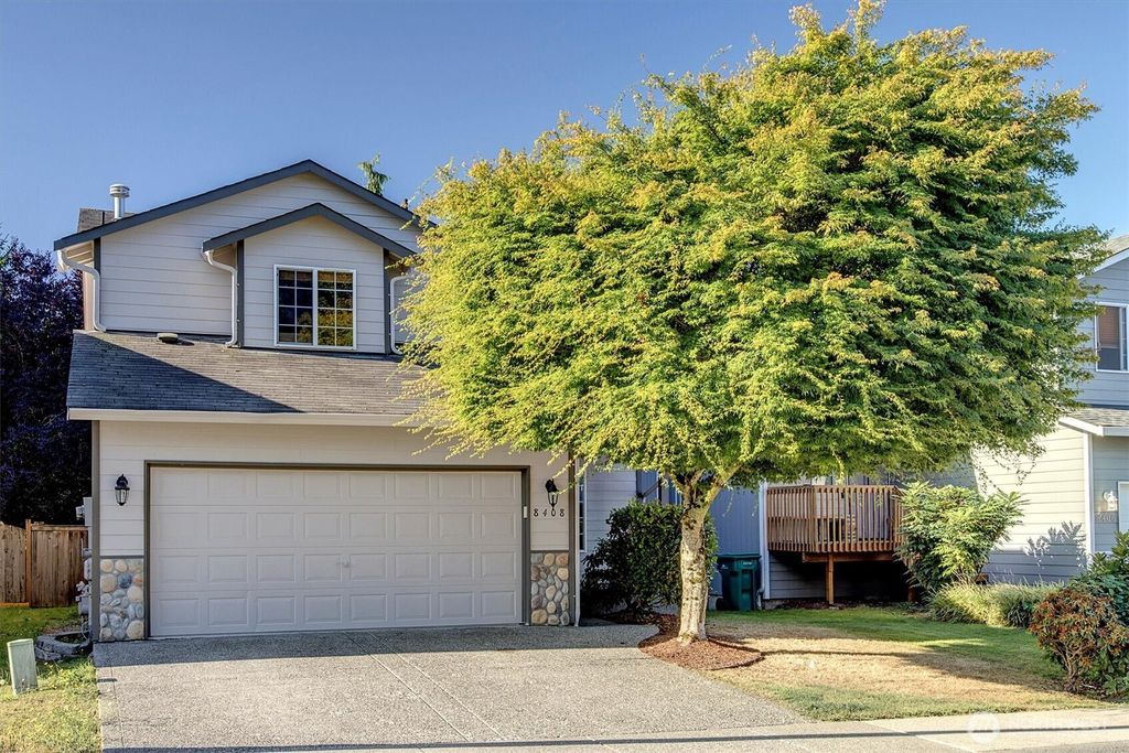 Photo of 8408 6th Place SE, Lake Stevens, WA 98258 (MLS # 2420977)