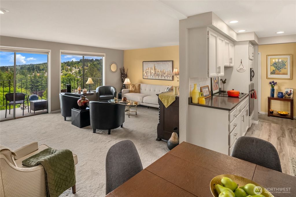 Photo of 317 Kennebeck Avenue S #203, Kent, WA 98030 (MLS # 2397743)