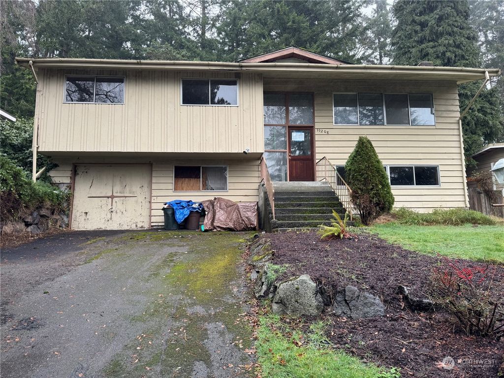 Photo of 19208 38th Place NE, Lake Forest Park, WA 98155 (MLS # 2318538)