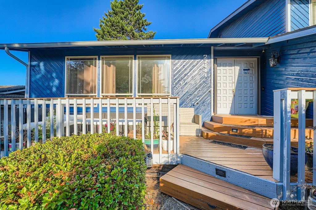 Photo of 27441 145th Avenue SE, Kent, WA 98042 (MLS # 2413867)