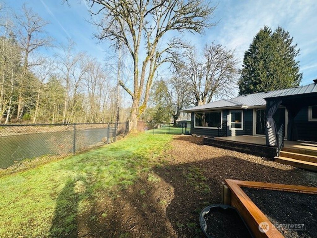 Photo of 1121 Shelton Avenue SE, Renton, WA 98058 (MLS # 2460530)