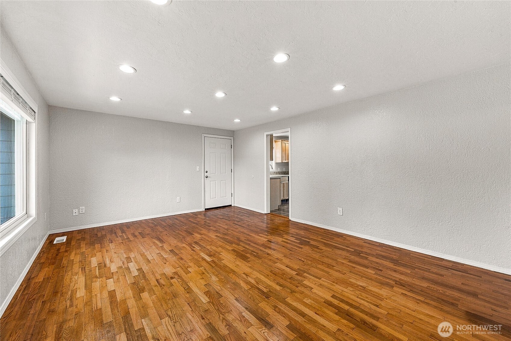 4314 N Highland Avenue
