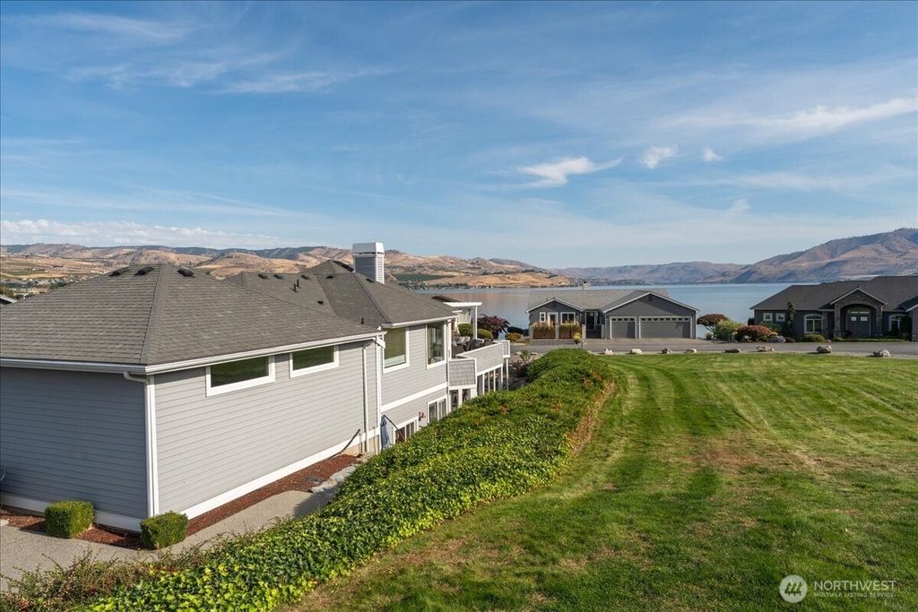 Photo of 129 Chelan View Drive, Manson, WA 98831 (MLS # 2442334)