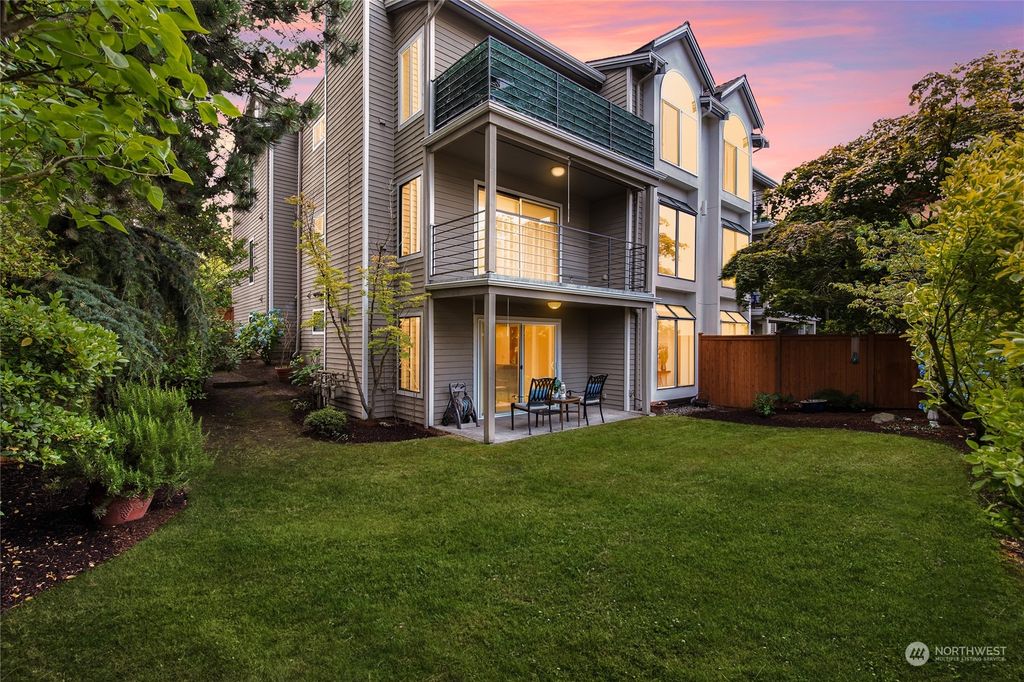 Photo of 6717 110th Avenue NE #A2, Kirkland, WA 98033 (MLS # 2272268)