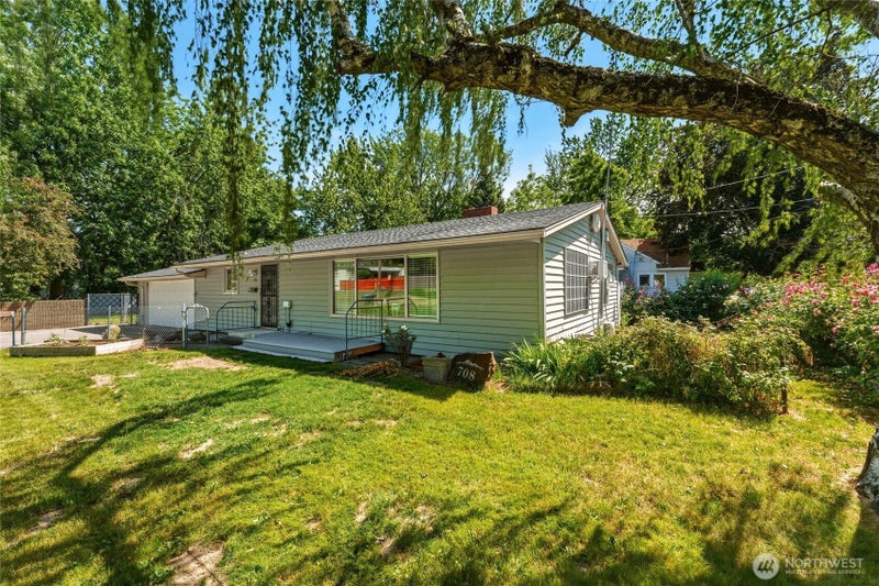 708 Alvarado Terrace