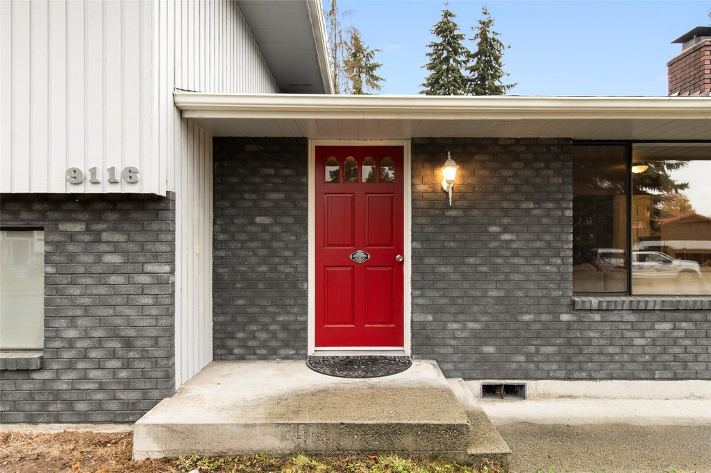 Photo of 9116 10th Avenue SE, Everett, WA 98208 (MLS # 2598928)