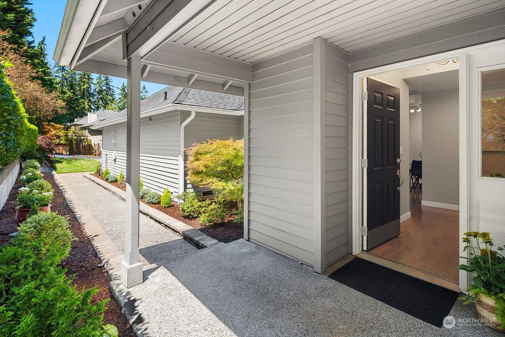 Photo of 8710 133rd Avenue NE, Redmond, WA 98052 (MLS # 2265358)