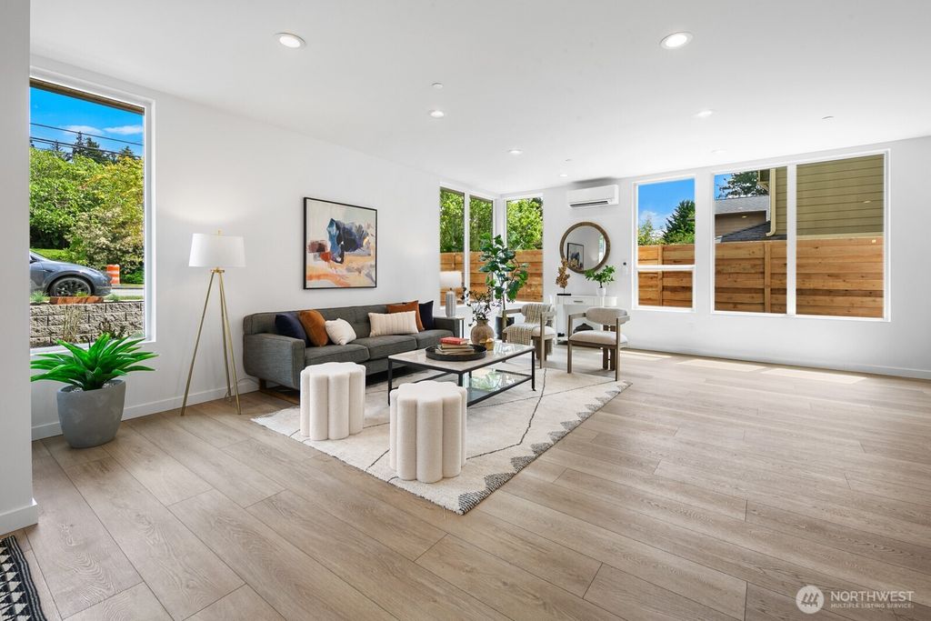 Photo of 8831 Wallingford Avenue N, Seattle, WA 98103 (MLS # 2470317)