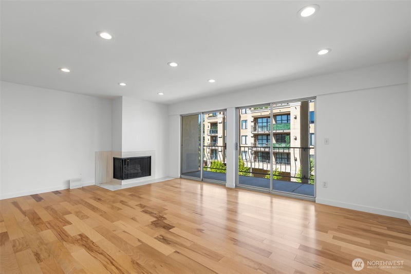 10129 Main Street 306