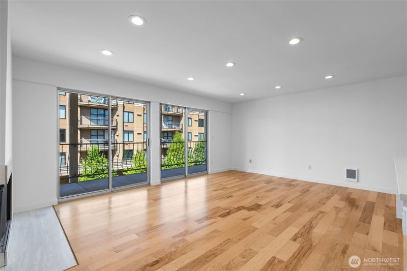 10129 Main Street 306