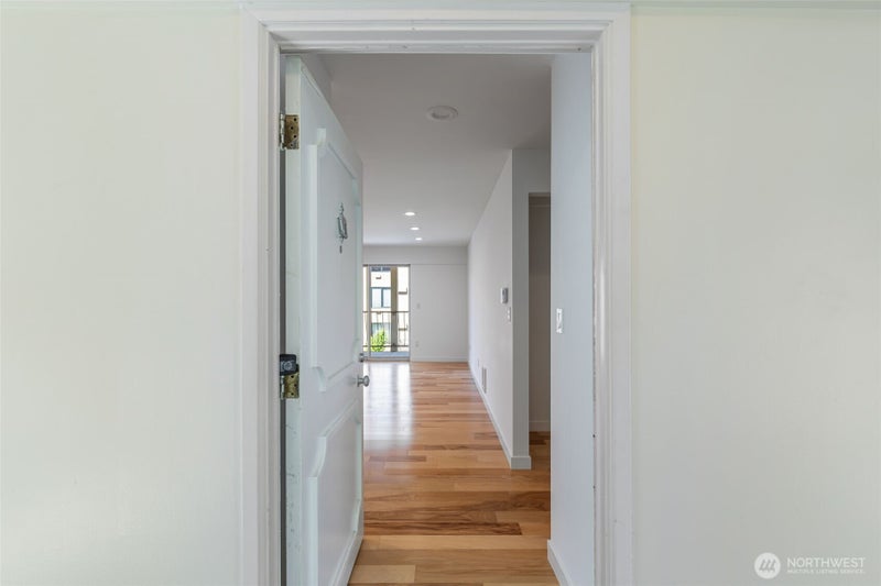 10129 Main Street 306